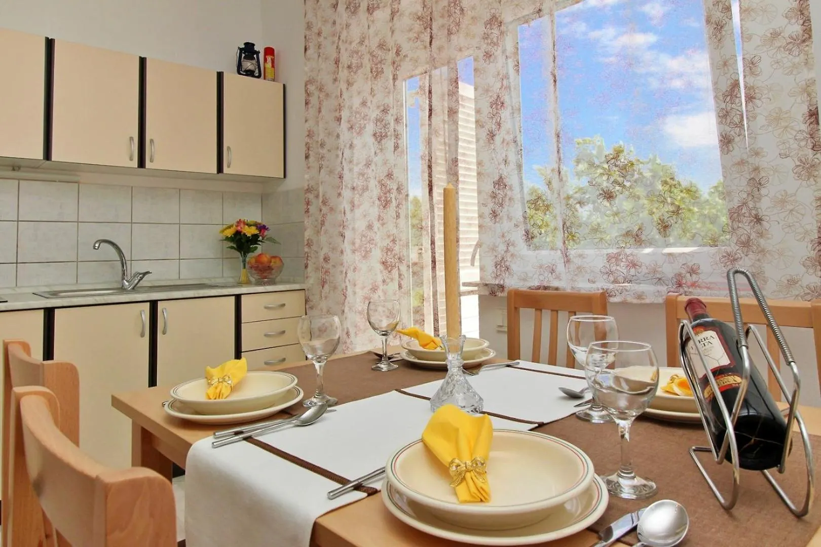 Apartments Nikolic Šilo