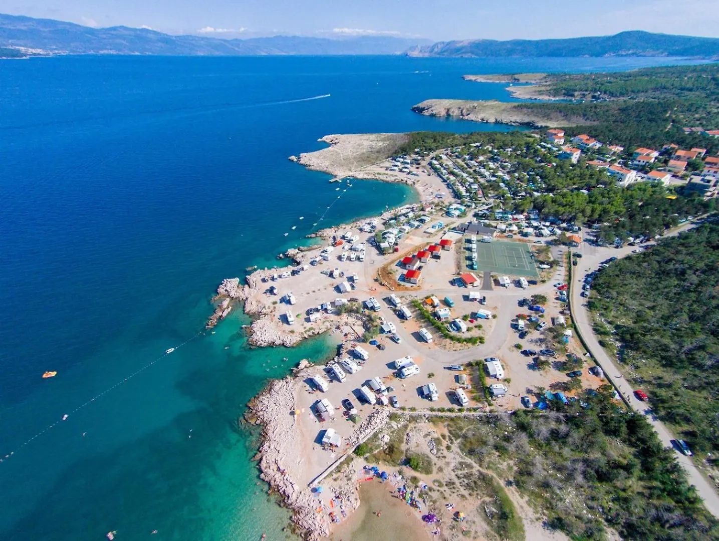 Apartments Nikolic Šilo 3*,