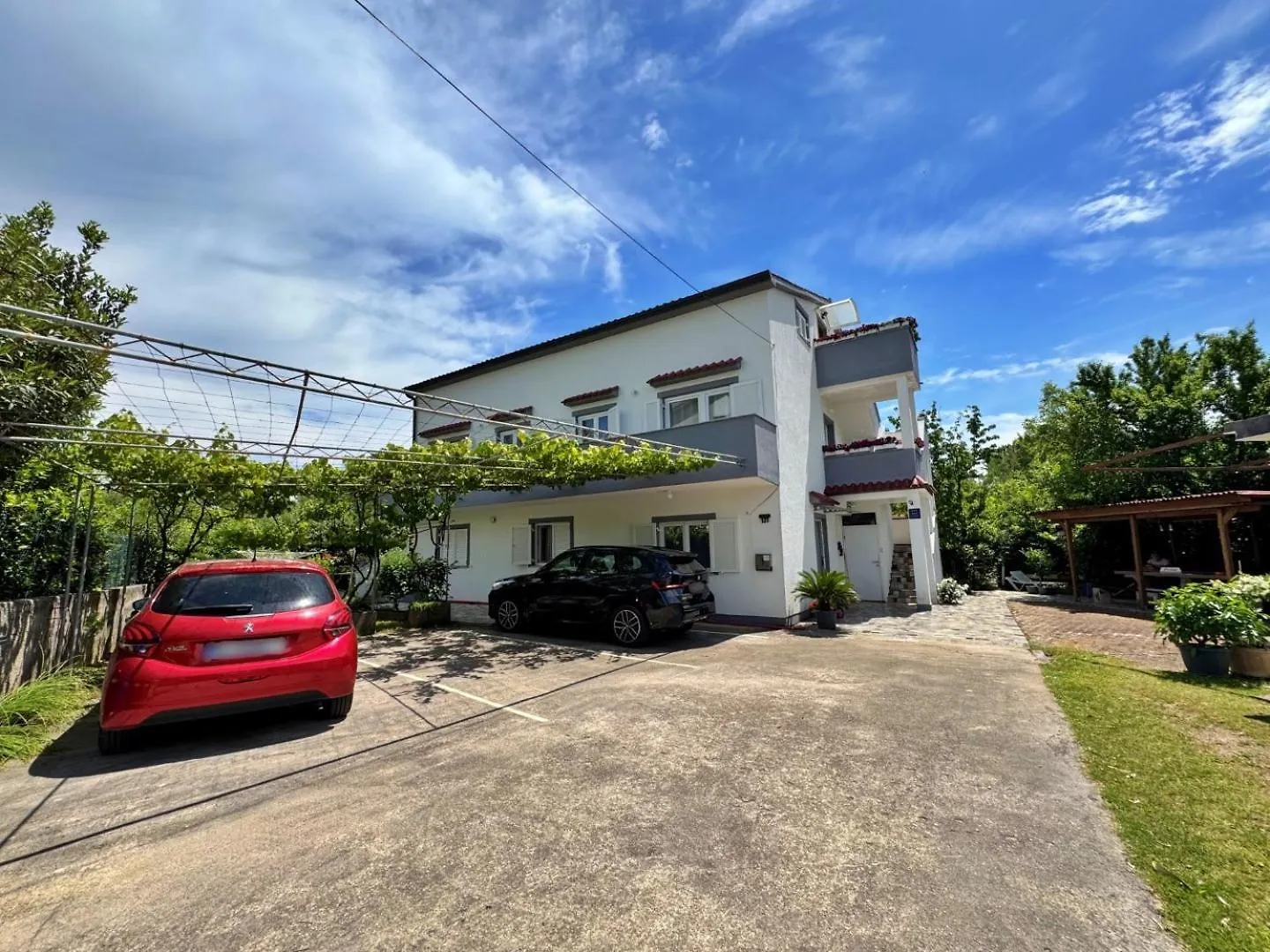 Apartments Nikolic Silo  Guest house